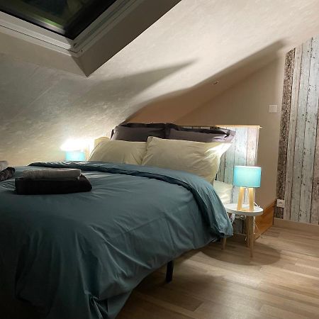 Le Nid d'Amour 2pers / wifi / sauna Houssen Extérieur photo