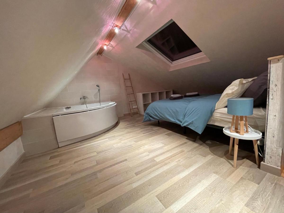 Le Nid d'Amour 2pers / wifi / sauna Houssen Extérieur photo