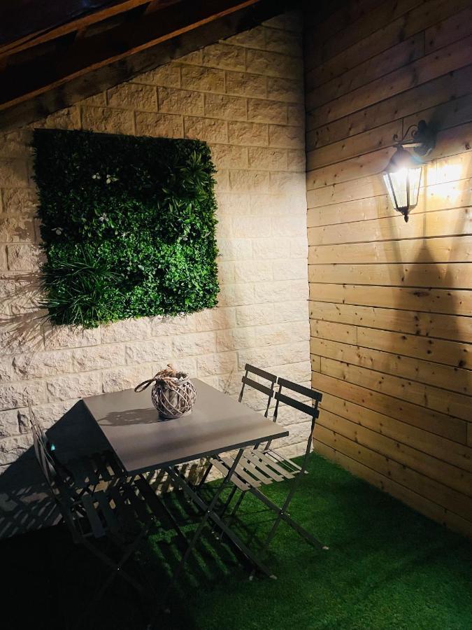 Le Nid d'Amour 2pers / wifi / sauna Houssen Extérieur photo