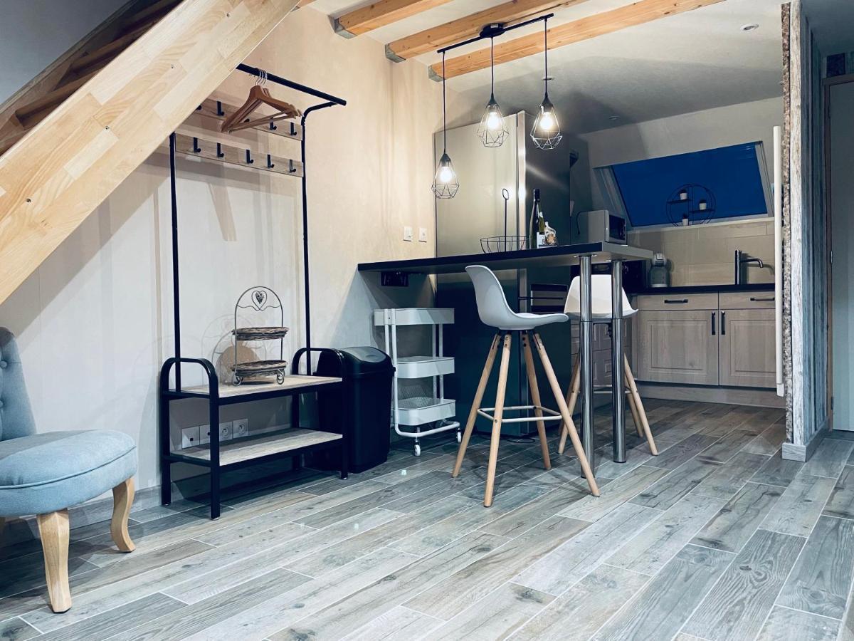 Le Nid d'Amour 2pers / wifi / sauna Houssen Extérieur photo